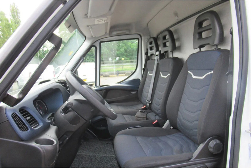 Iveco Daily 35S14 Bakwagen +Laadklep DHollandia 750 kg - الشاحنات الصغيرة صندوق مغلق: صور 5 Iveco Daily 35S14 Bakwagen +Laadklep DHollandia 750 kg - الشاحنات الصغيرة صندوق مغلق: صور 5