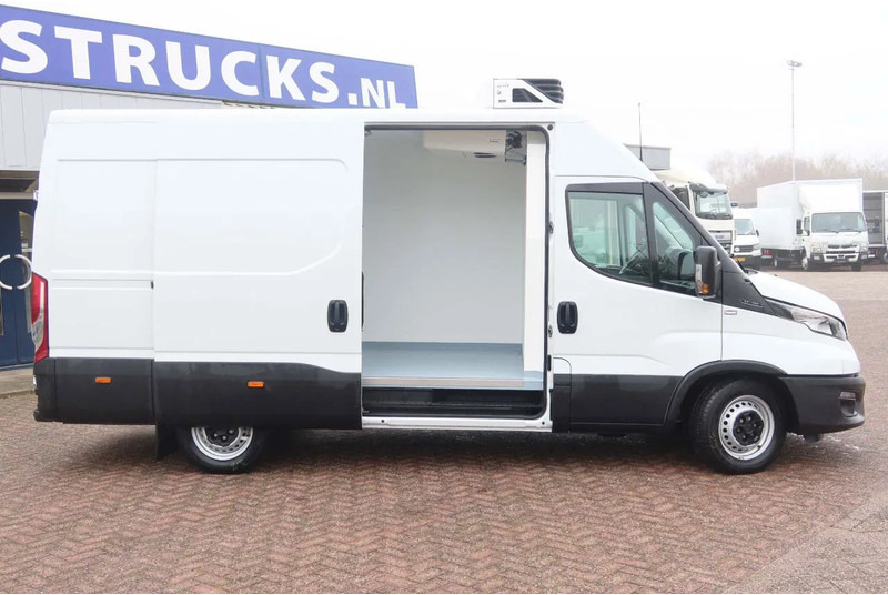 Iveco Daily 35S16 Koelen/vriezen/verwarmen Carrier Xarios 350 + nacht aansluiting 220 volt - الشاحنات الصغيرة المبردة: صور 4 Iveco Daily 35S16 Koelen/vriezen/verwarmen Carrier Xarios 350 + nacht aansluiting 220 volt - الشاحنات الصغيرة المبردة: صور 4