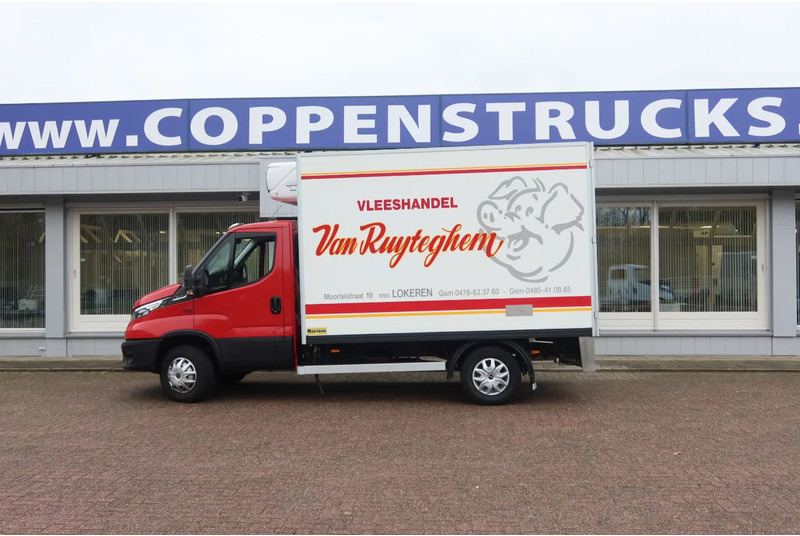 Iveco Daily 70 Daily 70 C 21 Hi-Matic Meat Hooks! Vlees Hangwerk! - مبردة شاحنة: صور 2 Iveco Daily 70 Daily 70 C 21 Hi-Matic Meat Hooks! Vlees Hangwerk! - مبردة شاحنة: صور 2