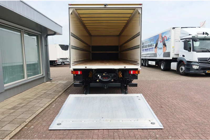 MAN 26.320 TGM Bak+Klep stuur lift as Bar klep 2.000 kg - بصندوق مغلق شاحنة: صور 4 MAN 26.320 TGM Bak+Klep stuur lift as Bar klep 2.000 kg - بصندوق مغلق شاحنة: صور 4
