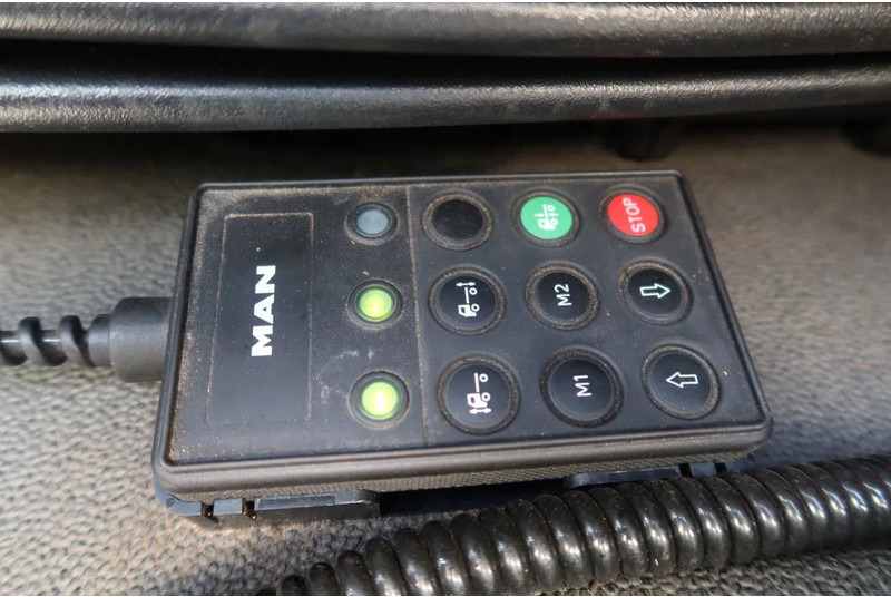 بصندوق مغلق شاحنة MAN TGM 15.290 Bak + klep Full air suspension Euro 6 Automaat: صور 13 بصندوق مغلق شاحنة MAN TGM 15.290 Bak + klep Full air suspension Euro 6 Automaat: صور 13