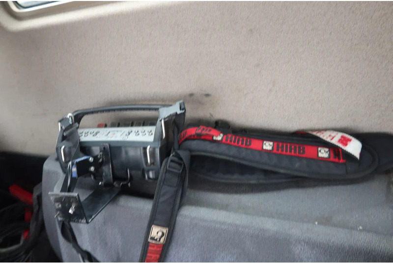 شاحنة كرين MAN TGS 35.360 Kraanwagen + oprijwagen Hiab 228 E3: صور 9 شاحنة كرين MAN TGS 35.360 Kraanwagen + oprijwagen Hiab 228 E3: صور 9