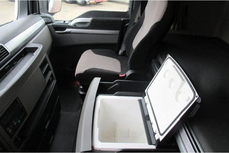 MAN TGX 26.460 XLX Interarder Euro 6 - شاحنة نقل سيارات شاحنة: صور 5 MAN TGX 26.460 XLX Interarder Euro 6 - شاحنة نقل سيارات شاحنة: صور 5