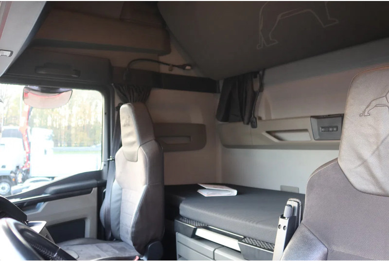 MAN TGX 26.510 6x2 Intarder. Volledige luchtvering - شاحنات الحاويات/ جسم علوي قابل للتغيير شاحنة: صور 5 MAN TGX 26.510 6x2 Intarder. Volledige luchtvering - شاحنات الحاويات/ جسم علوي قابل للتغيير شاحنة: صور 5