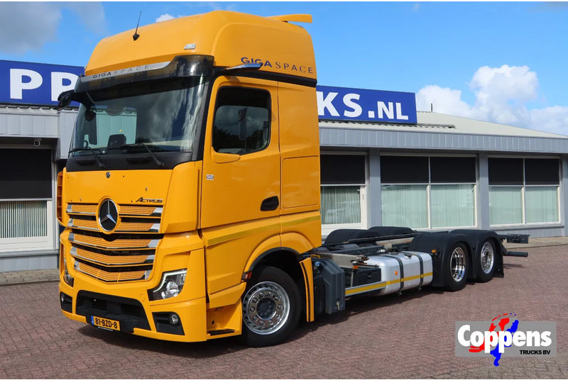 Mercedes-Benz Actros - الشاسيه شاحنة: صور 1 Mercedes-Benz Actros - الشاسيه شاحنة: صور 1