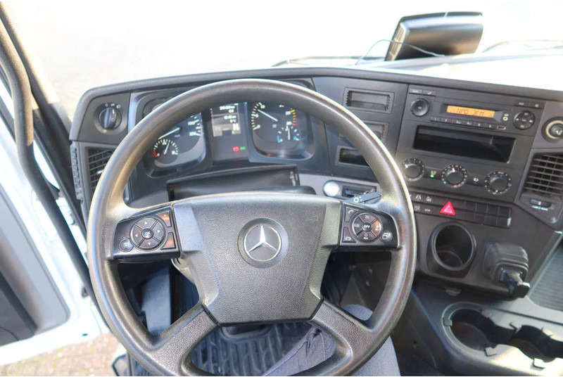 Mercedes-Benz Antos 2127 L Bak+Klep Dhollandia 2.000 kg, Geisoleerd dak - بصندوق مغلق شاحنة: صور 5 Mercedes-Benz Antos 2127 L Bak+Klep Dhollandia 2.000 kg, Geisoleerd dak - بصندوق مغلق شاحنة: صور 5