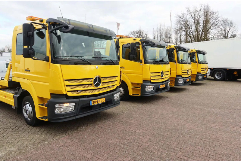 Mercedes-Benz Atego 1221 L Takel wagen 6 Persoons - شاحنة نقل سيارات شاحنة: صور 2 Mercedes-Benz Atego 1221 L Takel wagen 6 Persoons - شاحنة نقل سيارات شاحنة: صور 2