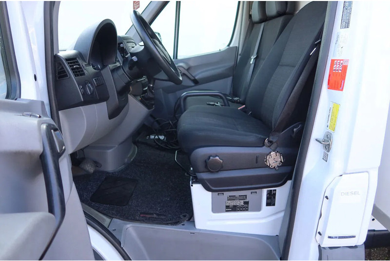 Mercedes-Benz Sprinter 316 CDI Carrier Koel/Vries Bak+Klep. Dag en nacht aansluiting - الشاحنات الصغيرة المبردة: صور 5 Mercedes-Benz Sprinter 316 CDI Carrier Koel/Vries Bak+Klep. Dag en nacht aansluiting - الشاحنات الصغيرة المبردة: صور 5