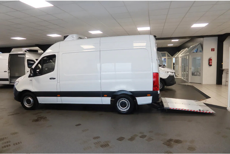 Mercedes-Benz Sprinter 316 CDI Koel/Vries/Verwarmen +Klep L2/H2 - الشاحنات الصغيرة المبردة: صور 2 Mercedes-Benz Sprinter 316 CDI Koel/Vries/Verwarmen +Klep L2/H2 - الشاحنات الصغيرة المبردة: صور 2