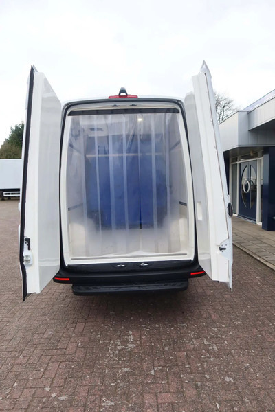 Mercedes-Benz Sprinter 317 CDI L3/H2 Multi temp, Verplaatsbare tussenwand - الشاحنات الصغيرة المبردة: صور 4 Mercedes-Benz Sprinter 317 CDI L3/H2 Multi temp, Verplaatsbare tussenwand - الشاحنات الصغيرة المبردة: صور 4