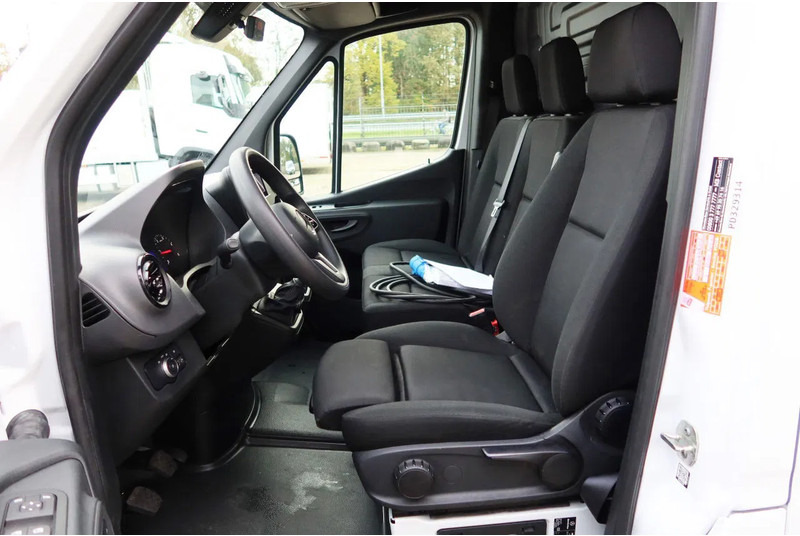 Mercedes-Benz Sprinter 317 L3 H2 Koel / Vries/ Verwarmen + 220 volt nachtaansluiting - الشاحنات الصغيرة المبردة: صور 5 Mercedes-Benz Sprinter 317 L3 H2 Koel / Vries/ Verwarmen + 220 volt nachtaansluiting - الشاحنات الصغيرة المبردة: صور 5