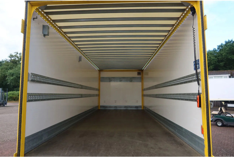 Scania P250 Bak+Klep E6 Dhollandia 1500 kg - بصندوق مغلق شاحنة: صور 4 Scania P250 Bak+Klep E6 Dhollandia 1500 kg - بصندوق مغلق شاحنة: صور 4
