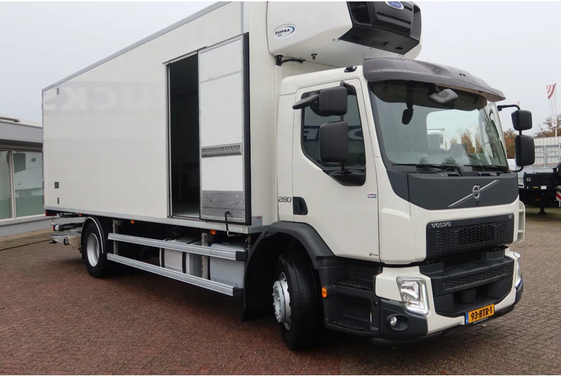 Volvo FE 280 Volvo FE 280 4x2 Carrier Supra 1250 Koel/Vries+ BAR klep 2000 kg 2 Stuks in Voorraad - الشاحنات الصغيرة المبردة: صور 2 Volvo FE 280 Volvo FE 280 4x2 Carrier Supra 1250 Koel/Vries+ BAR klep 2000 kg 2 Stuks in Voorraad - الشاحنات الصغيرة المبردة: صور 2