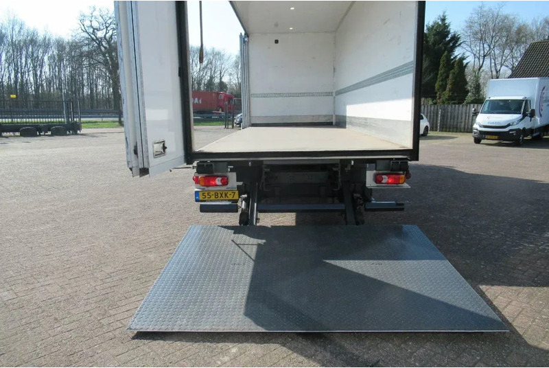 Volvo FL 250 Bakwagen + 6 deuren + Laadklep 2000 kg - بصندوق مغلق شاحنة: صور 4 Volvo FL 250 Bakwagen + 6 deuren + Laadklep 2000 kg - بصندوق مغلق شاحنة: صور 4