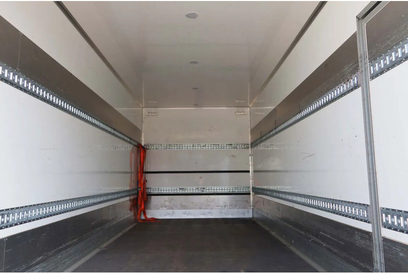 Volvo FL 250 FL 250 Bakwagen + Klep 2.000 kg Euro 6 - بصندوق مغلق شاحنة: صور 4 Volvo FL 250 FL 250 Bakwagen + Klep 2.000 kg Euro 6 - بصندوق مغلق شاحنة: صور 4