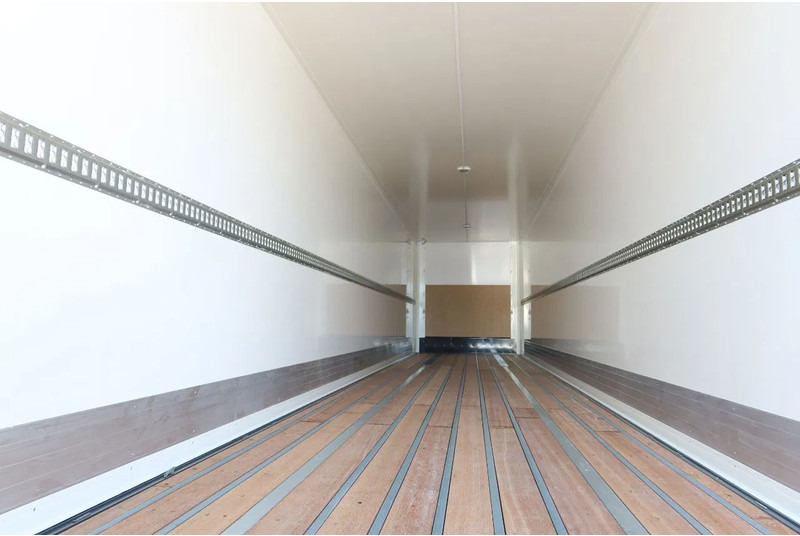 Wielton 3 Asser. Gesloten met Dhollandia klep 2500 kg Lift as - بصندوق مغلق نصف مقطورة: صور 4 Wielton 3 Asser. Gesloten met Dhollandia klep 2500 kg Lift as - بصندوق مغلق نصف مقطورة: صور 4