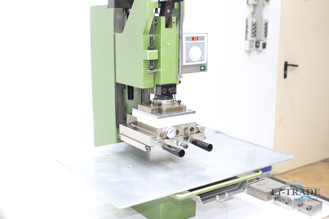 GEBA 1/F-2 - آلات الطباعة: صور 4 GEBA 1/F-2 - آلات الطباعة: صور 4