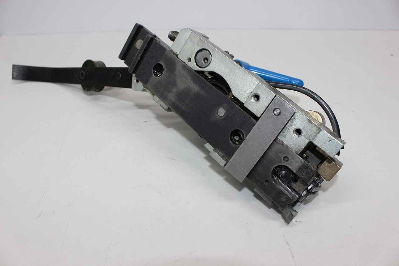 Müller Martini HK 75 0881.8101 - معدات صناعية: صور 4 Müller Martini HK 75 0881.8101 - معدات صناعية: صور 4