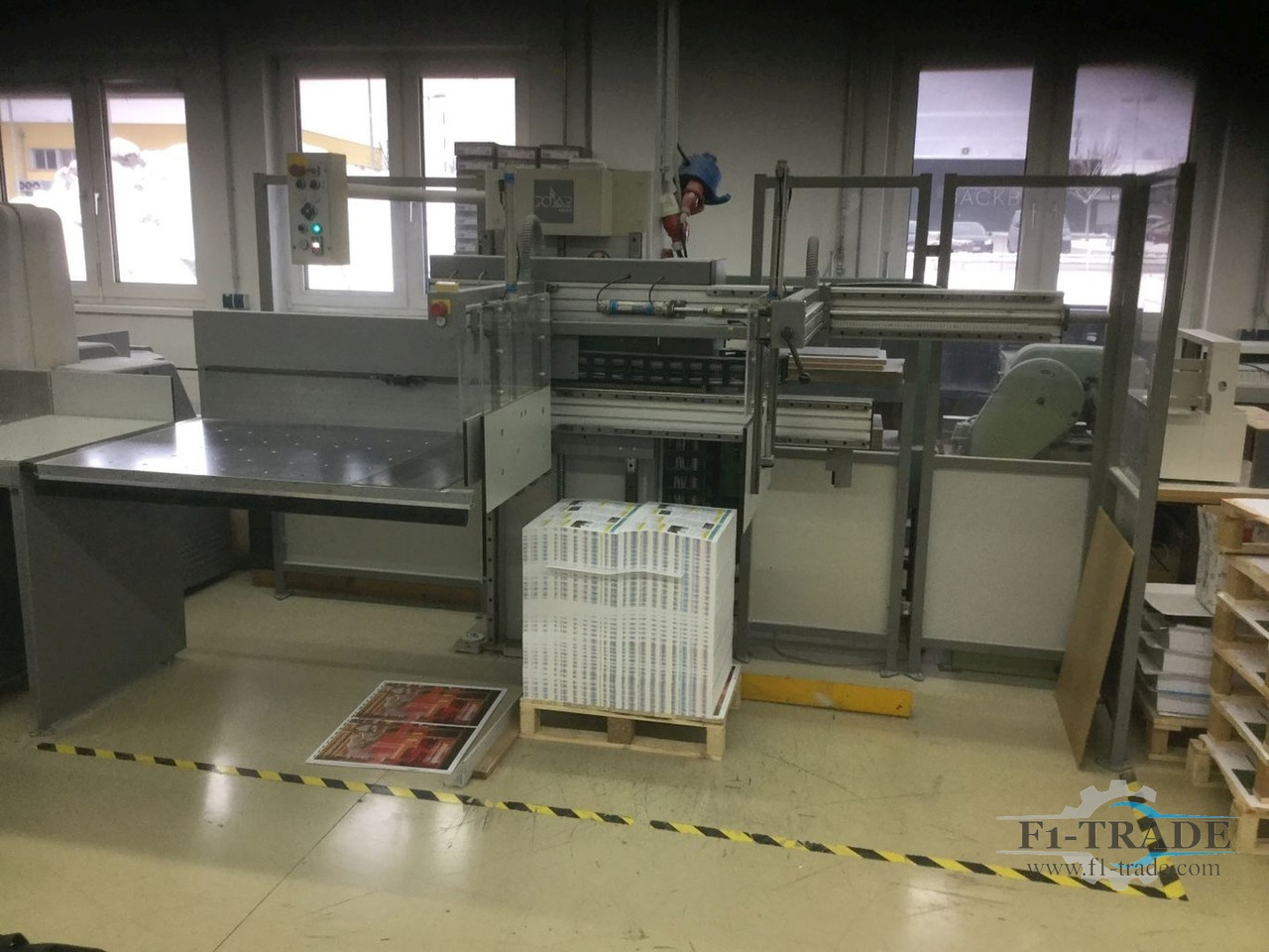 Polar TR 1ER 110-4 - آلات الطباعة: صور 3 Polar TR 1ER 110-4 - آلات الطباعة: صور 3