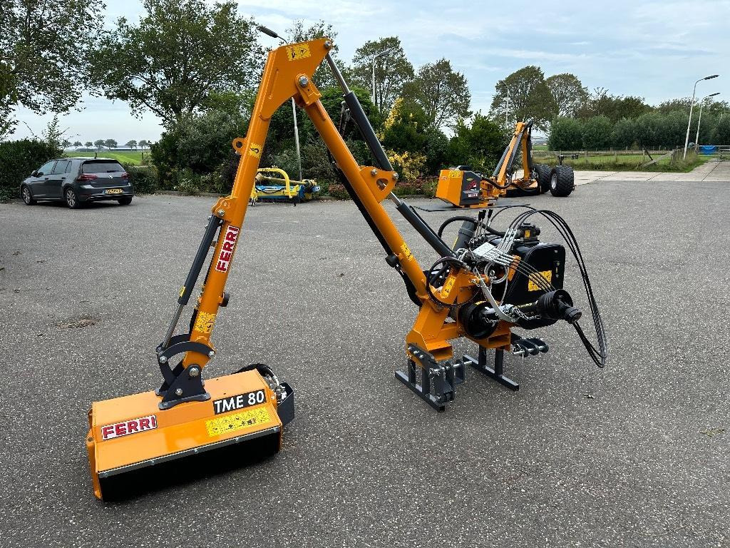 Ferri T320A klepelarm arm klepelmaaier (bj 2024) - جزازة رافعة: صور 1 Ferri T320A klepelarm arm klepelmaaier (bj 2024) - جزازة رافعة: صور 1
