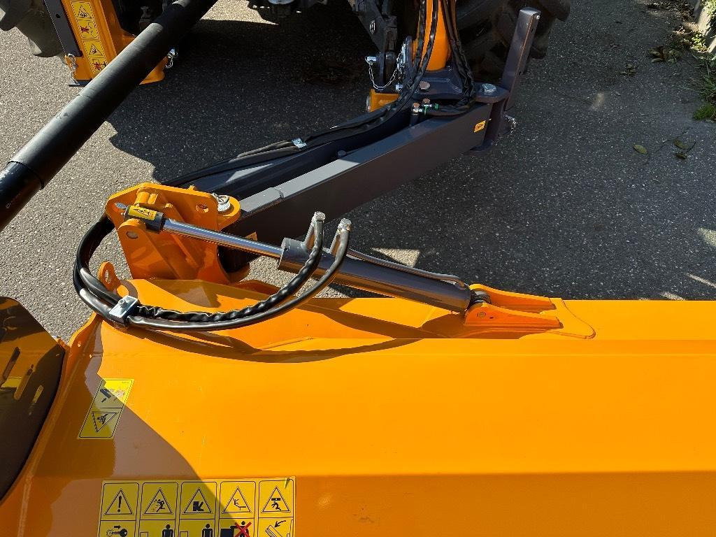 Ferri ZMTE 2000 PRO verstek klepelmaaier (bj 2023) - جزازة حافة: صور 5 Ferri ZMTE 2000 PRO verstek klepelmaaier (bj 2023) - جزازة حافة: صور 5