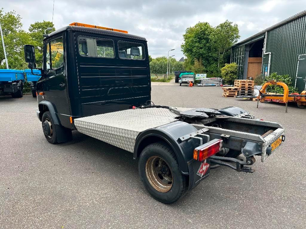 Mercedes-Benz 614 (bj 2005) - شاحنة جرار: صور 5 Mercedes-Benz 614 (bj 2005) - شاحنة جرار: صور 5