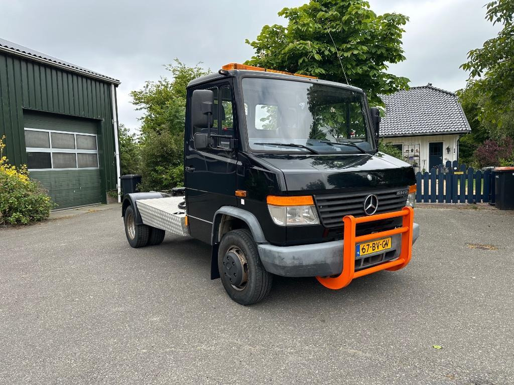 Mercedes Vario 614 814 618 818 BE trekker combi combinatie - شاحنة جرار صغيرة: صور 1 Mercedes Vario 614 814 618 818 BE trekker combi combinatie - شاحنة جرار صغيرة: صور 1