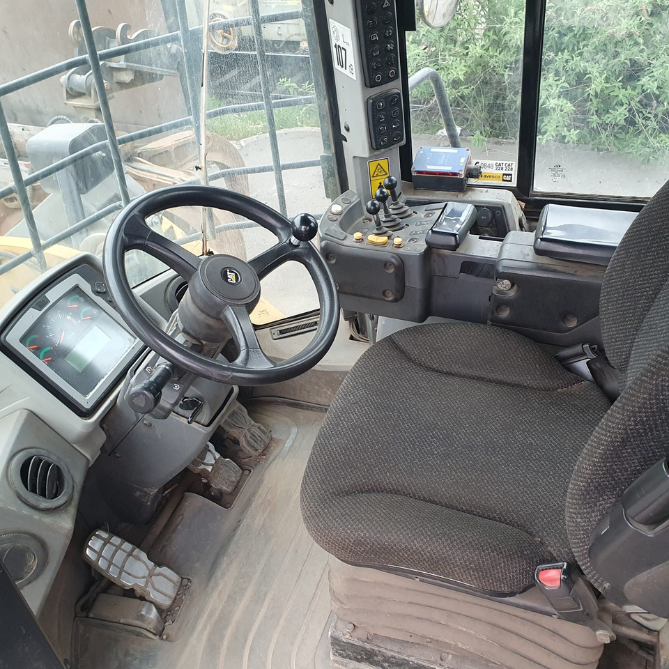 CATERPILLAR 950K - اللودر بعجل: صور 5 CATERPILLAR 950K - اللودر بعجل: صور 5
