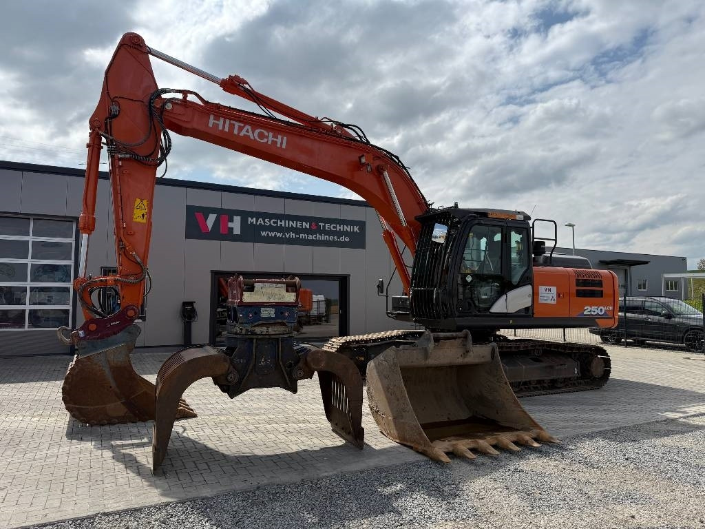 Hitachi ZX 250 LC N-6 - حفارات زحافة: صور 1 Hitachi ZX 250 LC N-6 - حفارات زحافة: صور 1