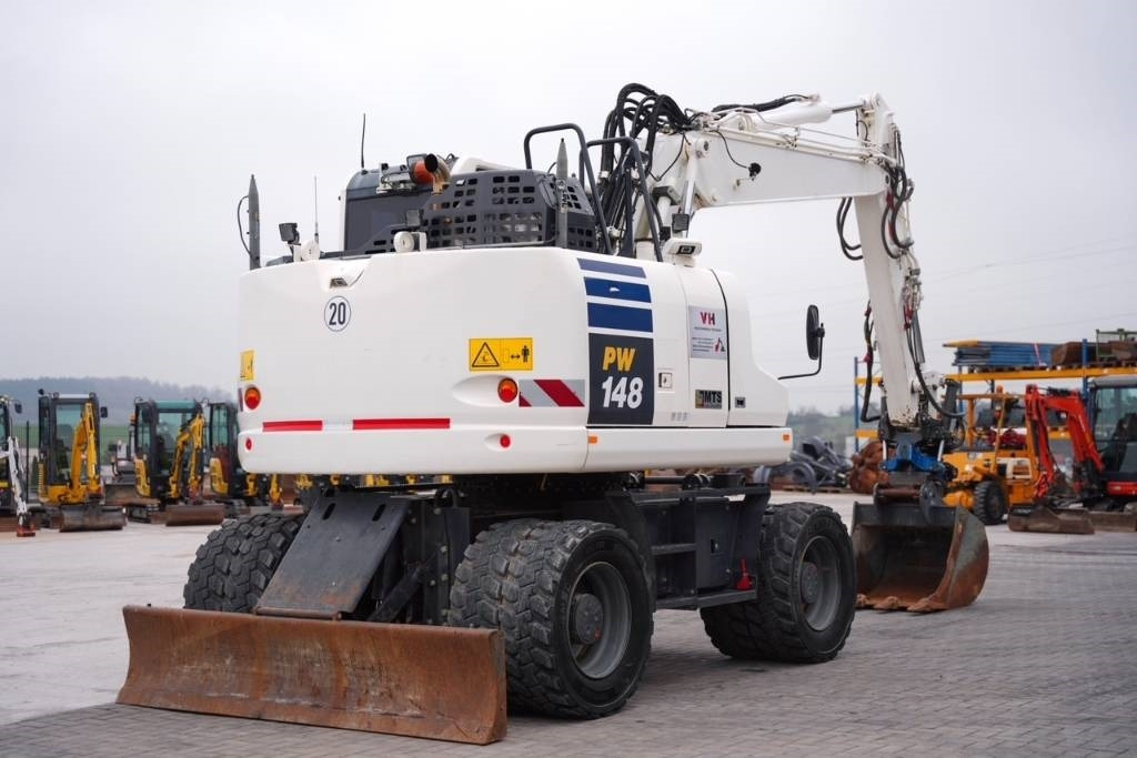 Komatsu PW 148-11 - حفارة على عجلات: صور 4 Komatsu PW 148-11 - حفارة على عجلات: صور 4