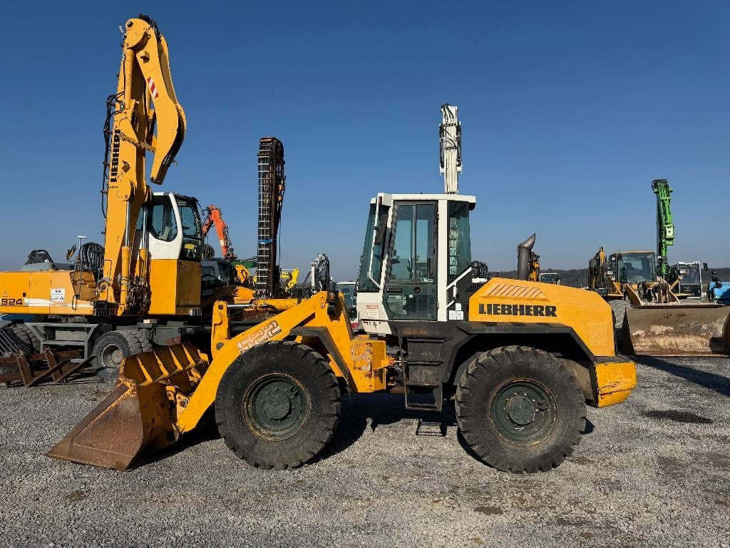 Liebherr L 522 - اللودر بعجل: صور 2 Liebherr L 522 - اللودر بعجل: صور 2