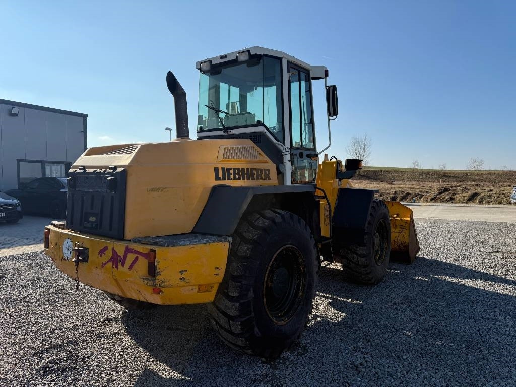 Liebherr L 522 - اللودر بعجل: صور 5 Liebherr L 522 - اللودر بعجل: صور 5