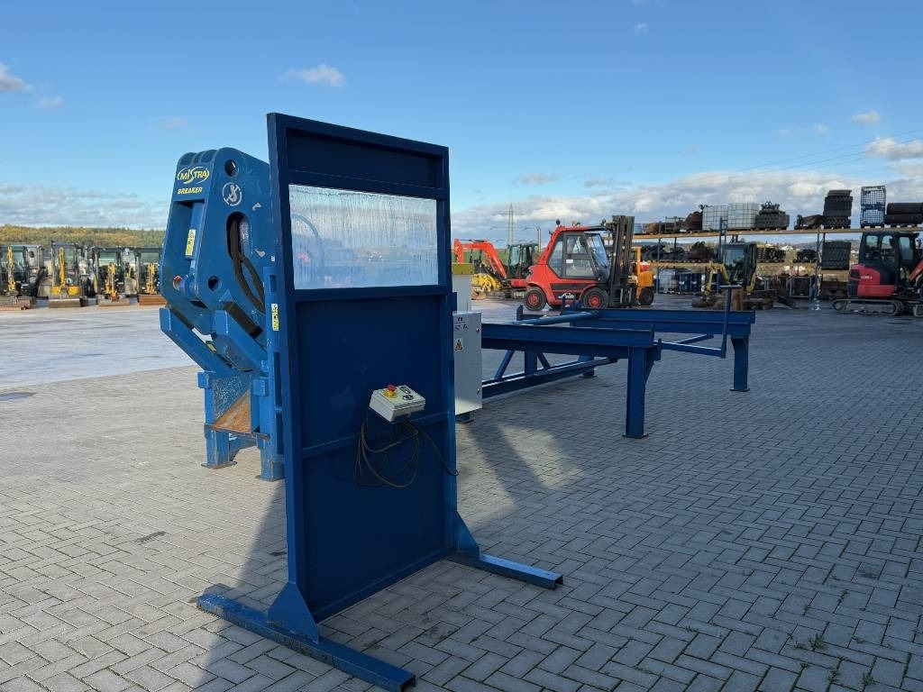 Mistra Breaker - ماكينة القص الهيدروليكي: صور 4 Mistra Breaker - ماكينة القص الهيدروليكي: صور 4