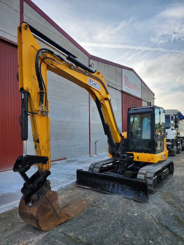 JCB 100C-1 - حفارة مصغرة: صور 3 JCB 100C-1 - حفارة مصغرة: صور 3
