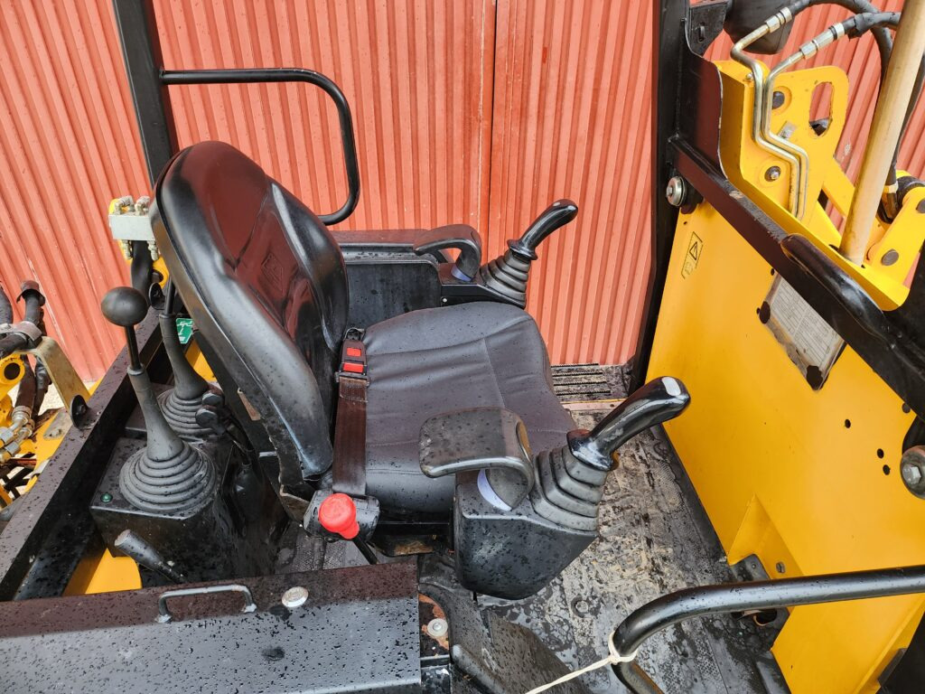 JCB 1CX - حفار متعدد الاستخدام: صور 3 JCB 1CX - حفار متعدد الاستخدام: صور 3
