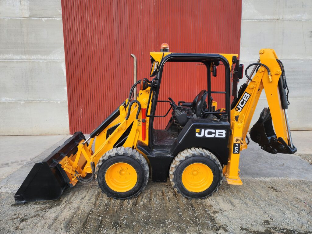 JCB 1CX - حفارة مصغرة: صور 1 JCB 1CX - حفارة مصغرة: صور 1