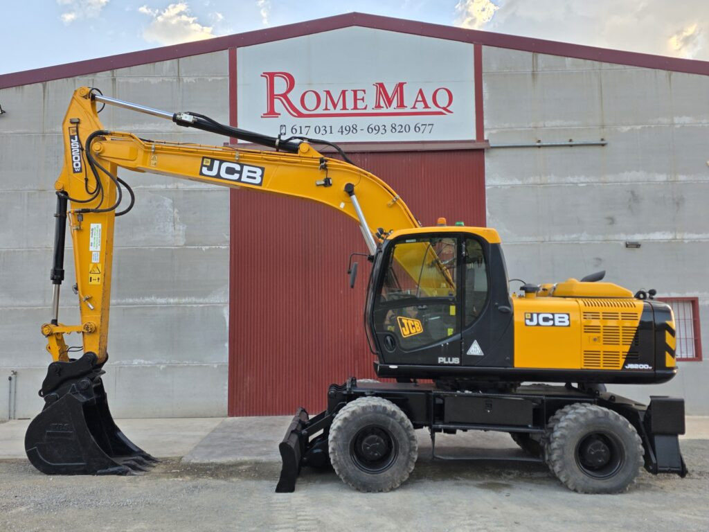 JCB JS200WT4 - حفارة على عجلات: صور 1 JCB JS200WT4 - حفارة على عجلات: صور 1