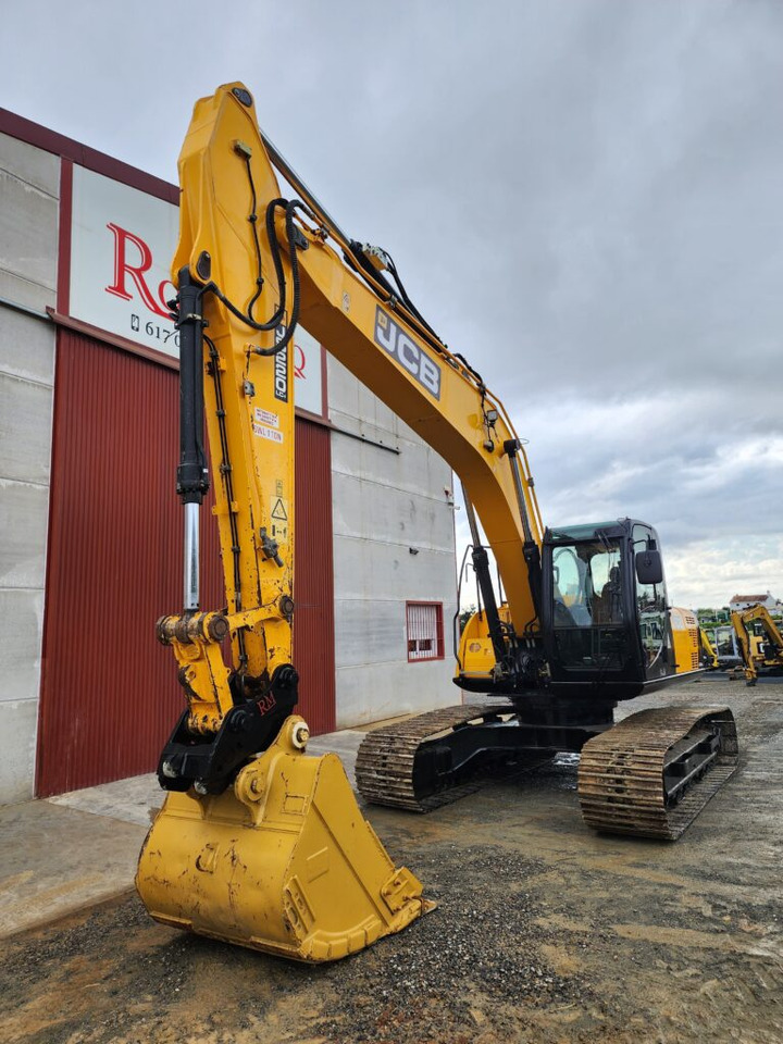JCB JS220LC+T4i - حفارات زحافة: صور 2 JCB JS220LC+T4i - حفارات زحافة: صور 2