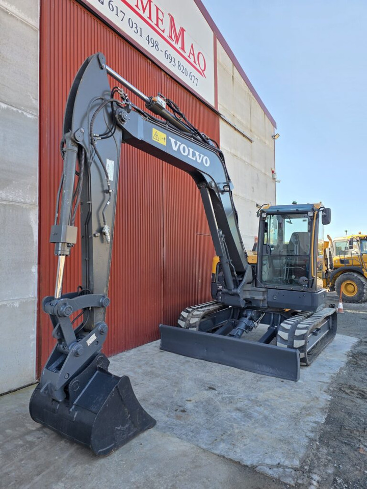 VOLVO ECR88D - حفارة مصغرة: صور 3 VOLVO ECR88D - حفارة مصغرة: صور 3