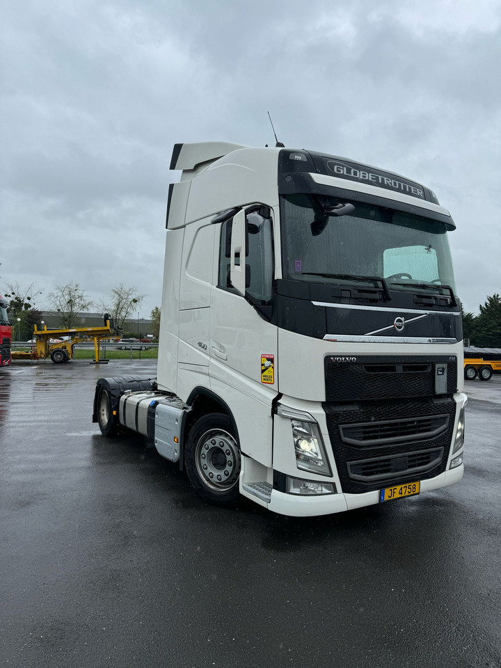 VOLVO FH460 - شاحنة جرار: صور 4 VOLVO FH460 - شاحنة جرار: صور 4