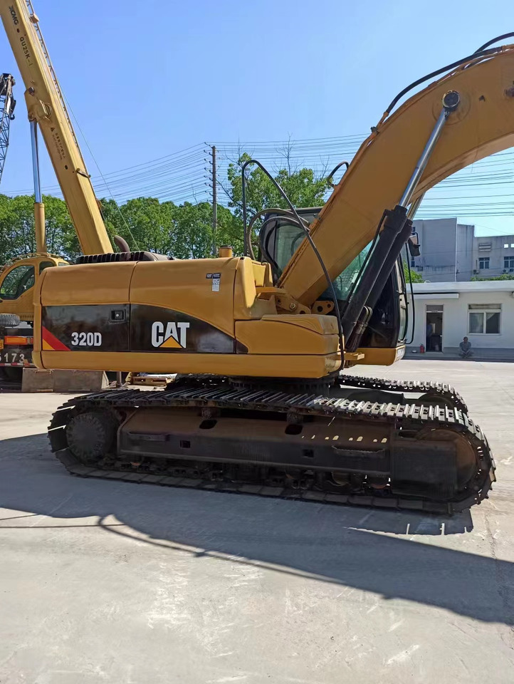 CATERPILLAR 320D - حفارات زحافة: صور 1 CATERPILLAR 320D - حفارات زحافة: صور 1