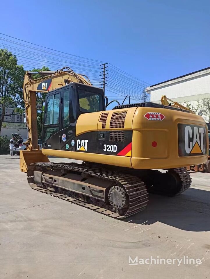Caterpillar 320D - حفارات زحافة: صور 1 Caterpillar 320D - حفارات زحافة: صور 1