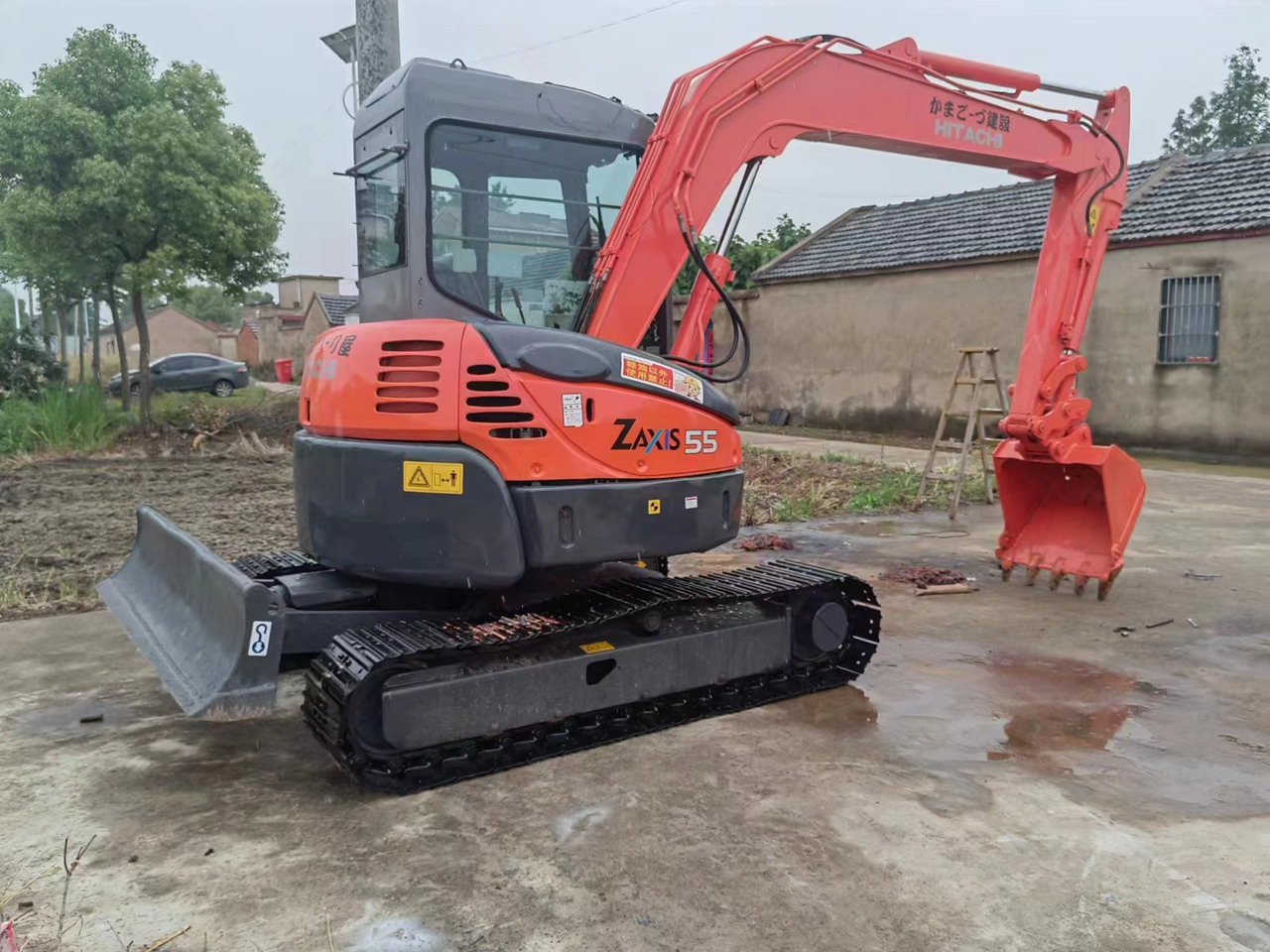 HITACHI ZX55UR - حفارة مصغرة: صور 1 HITACHI ZX55UR - حفارة مصغرة: صور 1