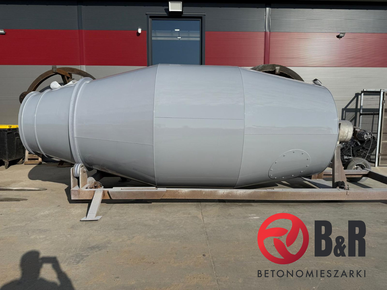 BĘBEN DO BETONOMIESZARKI LIEBHERR, CIFA, STETTER - شاحنة خلاطة خرسانة: صور 5 BĘBEN DO BETONOMIESZARKI LIEBHERR, CIFA, STETTER - شاحنة خلاطة خرسانة: صور 5