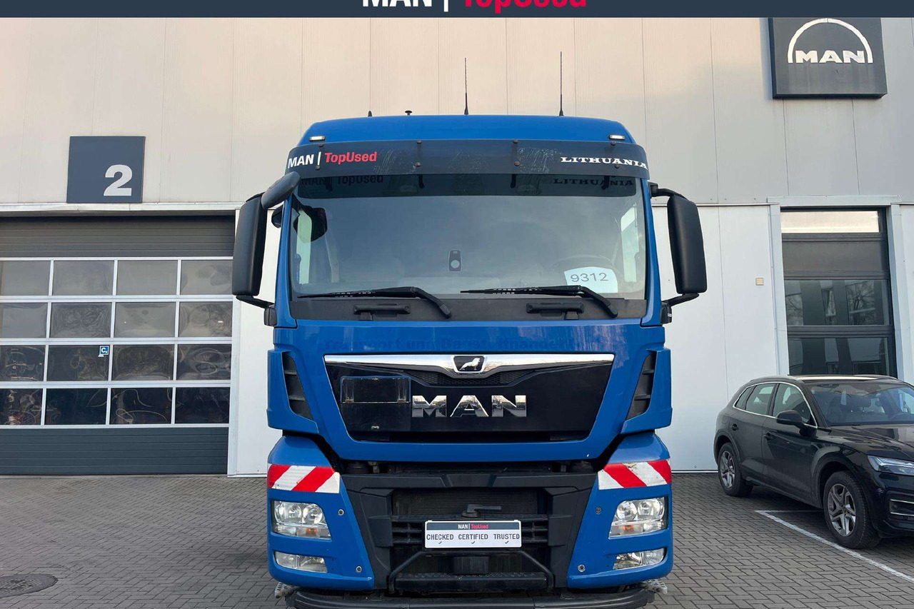 MAN 18.460 XLX cab Hidraulika (9312) - شاحنة جرار: صور 3 MAN 18.460 XLX cab Hidraulika (9312) - شاحنة جرار: صور 3