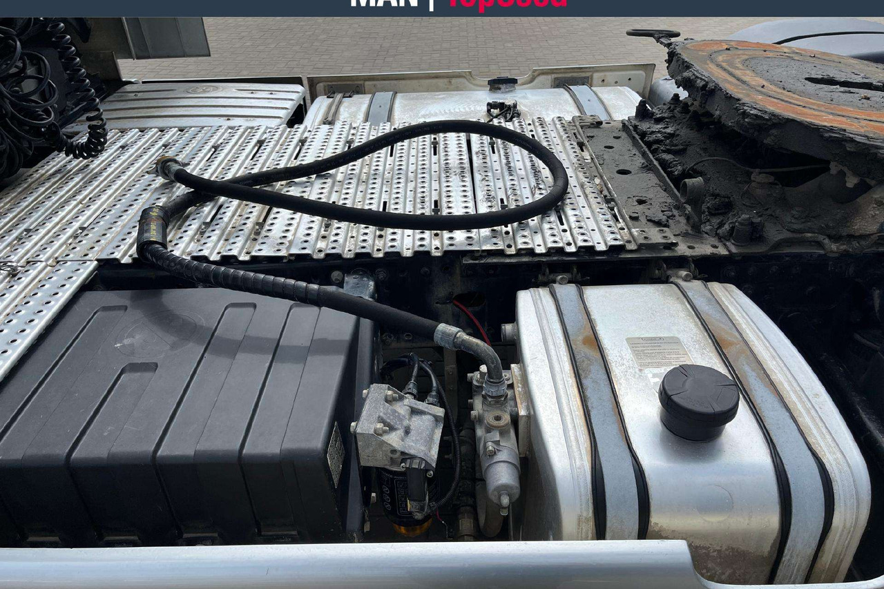 MAN TGX 18.500 Hidraulika (8620) - شاحنة جرار: صور 5 MAN TGX 18.500 Hidraulika (8620) - شاحنة جرار: صور 5