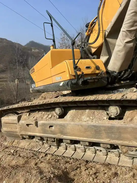 100% Original Hyundai 520 Used Excavator 52 Ton Hyundai 520 Excavator Hyundai Excavator - حفارة: صور 4 100% Original Hyundai 520 Used Excavator 52 Ton Hyundai 520 Excavator Hyundai Excavator - حفارة: صور 4