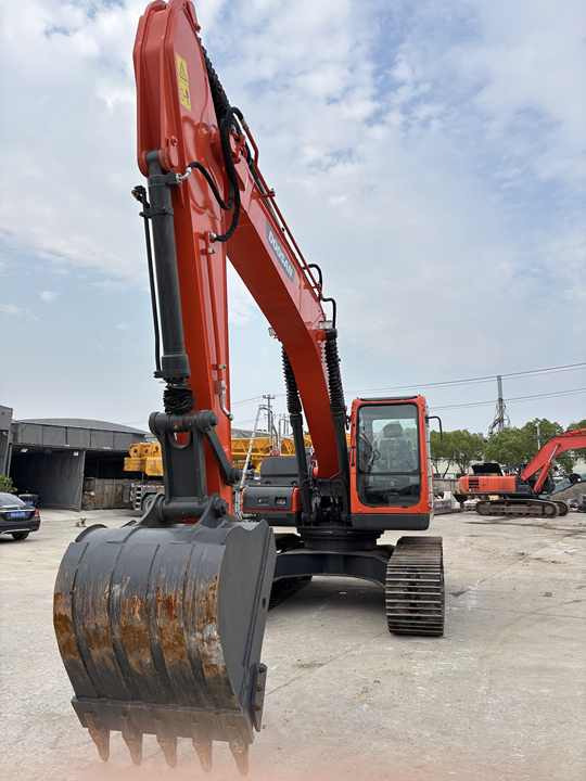 22 Tons Excavator Original Doosan Dx225LCA Crawler Digger Secondhand Used Good Condition Doosan Hydraulic Excavator on Sale - حفارات زحافة: صور 2 22 Tons Excavator Original Doosan Dx225LCA Crawler Digger Secondhand Used Good Condition Doosan Hydraulic Excavator on Sale - حفارات زحافة: صور 2
