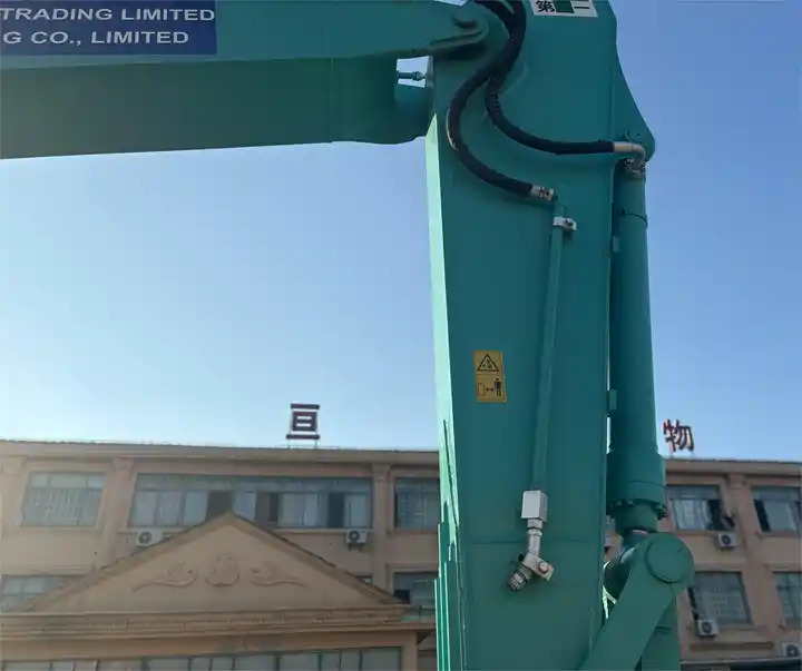 90% New Undercarriage Kobelco Sk210-8 Sk210lc-8 Crawler Type Used Kobelco Excavators In Shanghai - حفارات زحافة: صور 5 90% New Undercarriage Kobelco Sk210-8 Sk210lc-8 Crawler Type Used Kobelco Excavators In Shanghai - حفارات زحافة: صور 5