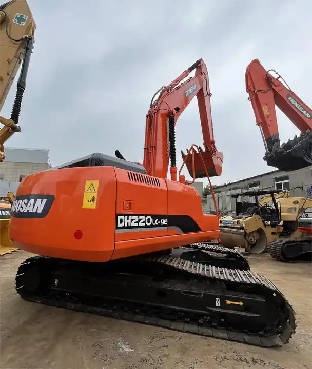 90% new used 22t Doosan DH220LC-9E DH220-9 DH220-9E DH220LC-9 crawler excavator - حفارات زحافة: صور 1 90% new used 22t Doosan DH220LC-9E DH220-9 DH220-9E DH220LC-9 crawler excavator - حفارات زحافة: صور 1
